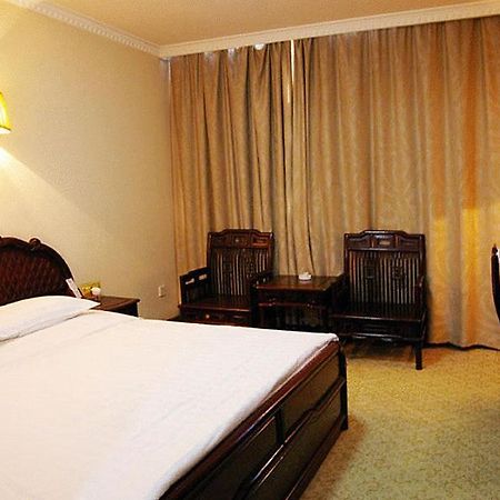 Starway Yangzhou Tianyuan Hotel Jangcsou Szoba fotó